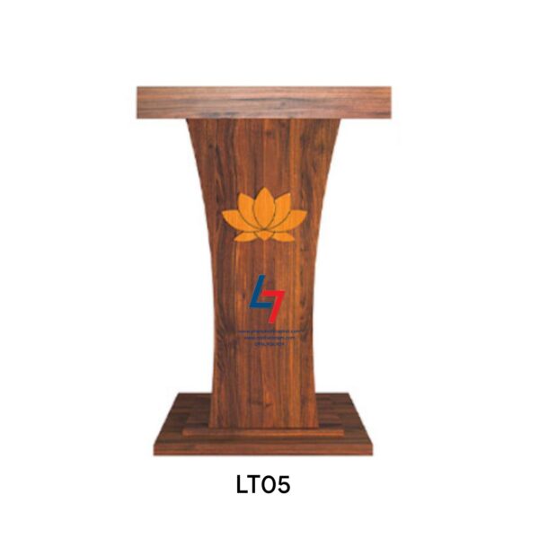 Bục phát biểu Hòa Phát